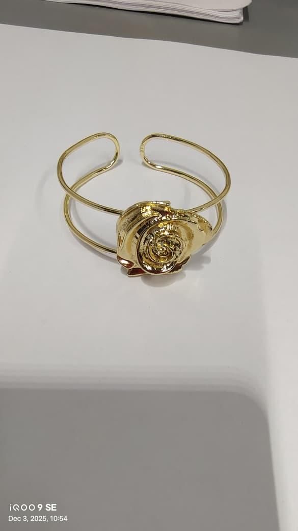 Golden Rose Jewelry Gift Set – Necklace, Earrings, Bracelet & Ring (4-Piece Combo)